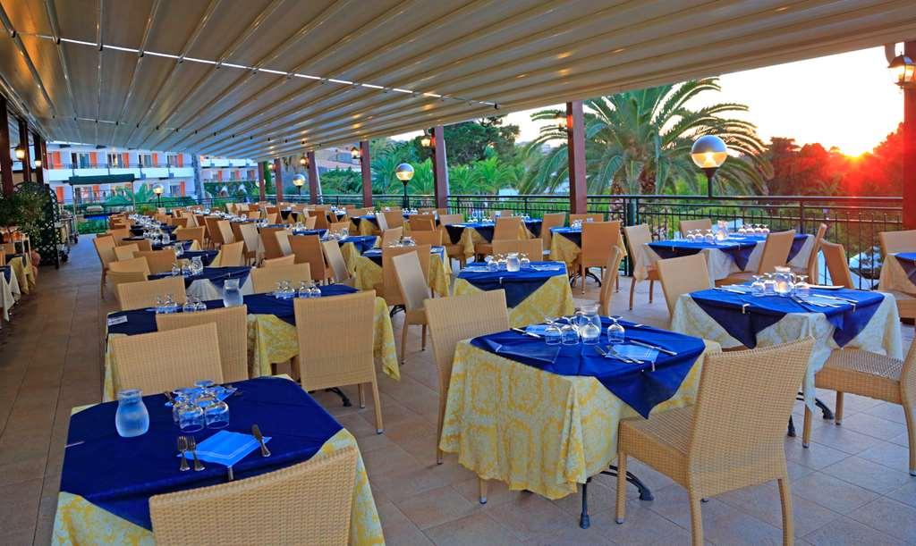 ลาบรันดา รอกกา เนตตูโน โตรเปีย Hotel โตรเปอา ร้านอาหาร รูปภาพ